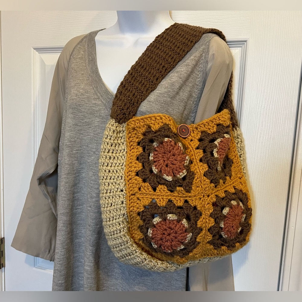 🌺 CUTE Crochet Granny Square Tote Bag